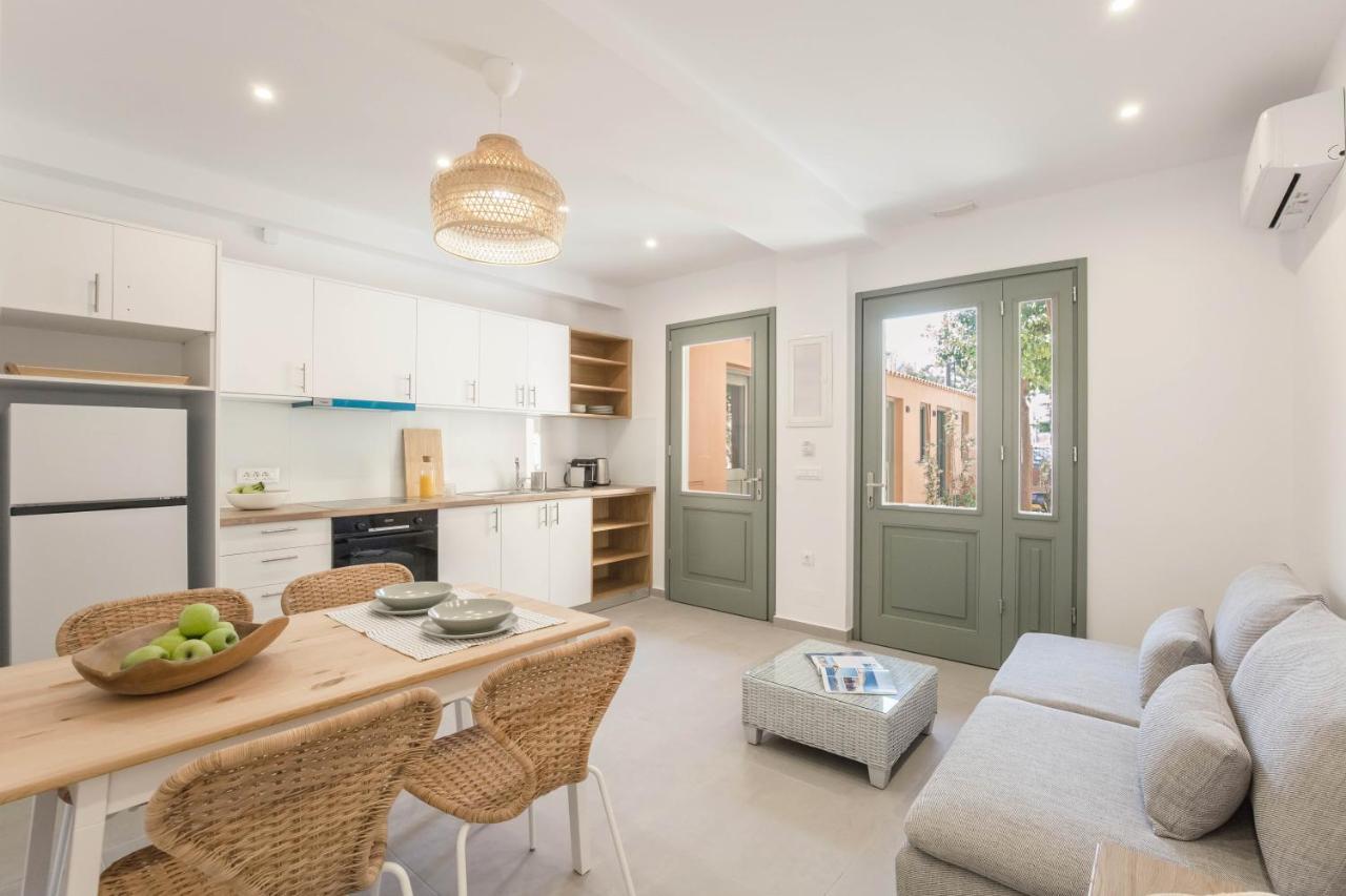 Lindas Convent Garden Home 1 Chania  Bagian luar foto