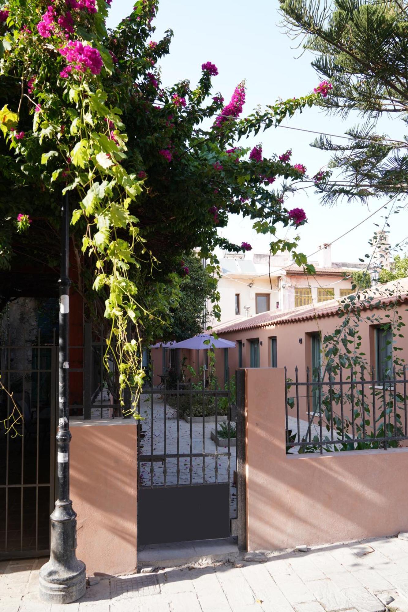 Lindas Convent Garden Home 1 Chania  Bagian luar foto